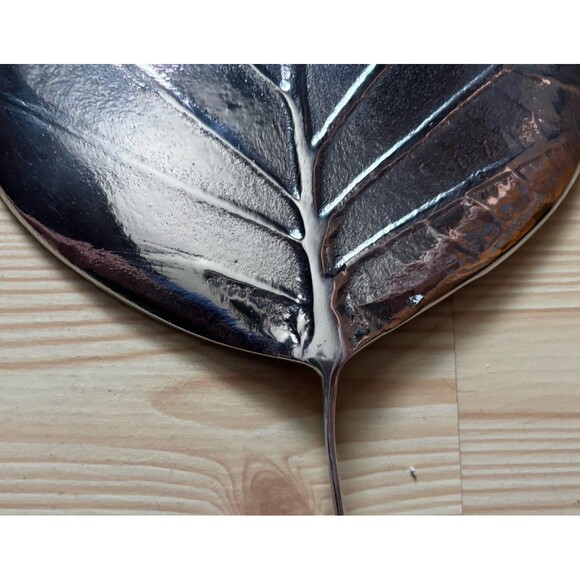 Michael Aram Botanical Magnolia Leaf Tray Sikver Foil Nature - Picture 5 of 7